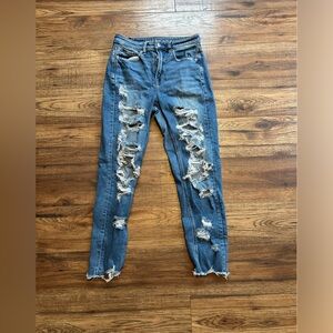 American Eagle “stretch” distressed mom jeans size 4